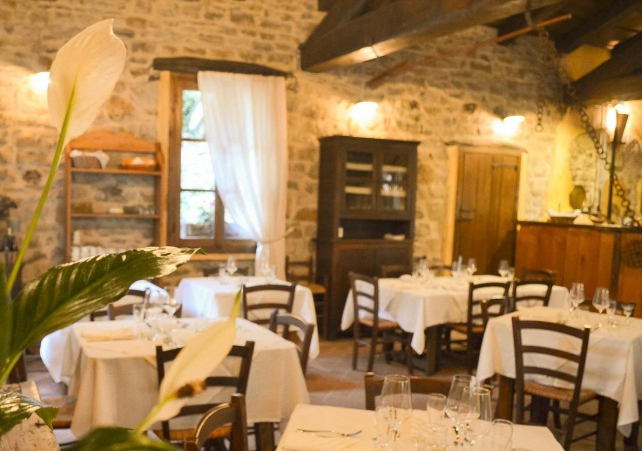 Il Cappellaio Matto Bed & Breakfast Montalto Ligure Exterior photo
