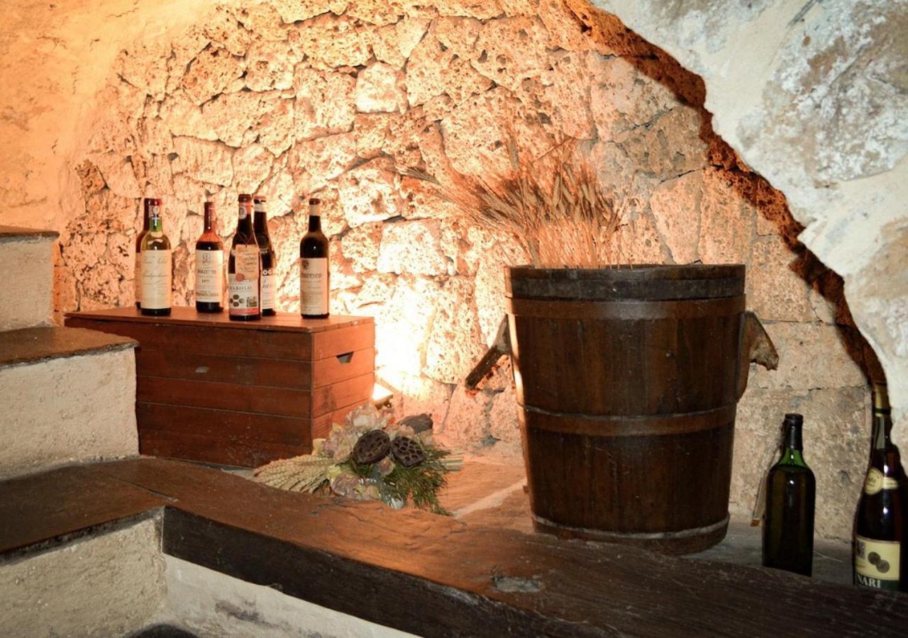 Il Cappellaio Matto Bed & Breakfast Montalto Ligure Exterior photo